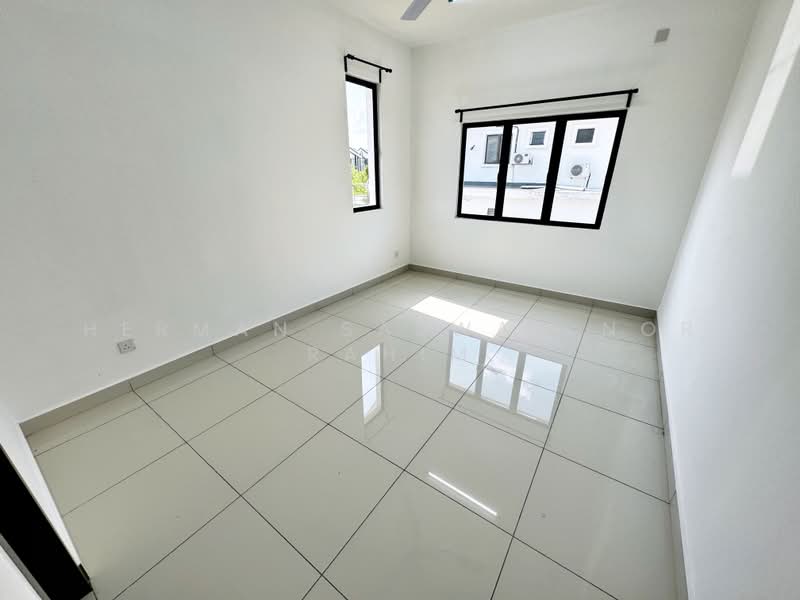 2-storey Terraced House for Sale in Alam Sari (Bangi) - Herman Sazwan Nor Rahim - Bedroom - PropertyGuru.com.my