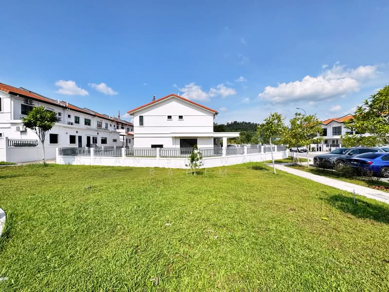 2-storey Terraced House for Sale in Alam Sari (Bangi) - Herman Sazwan Nor Rahim - Exterior - PropertyGuru.com.my