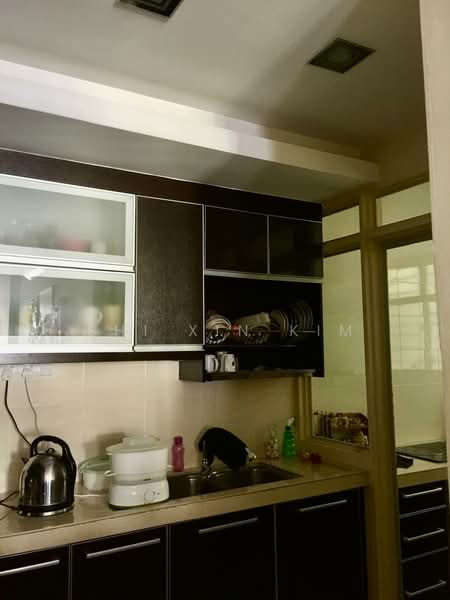 Condominium for Sale at Platinum Lake PV 13 - Shi Xin Kim - Kitchen - PropertyGuru.com.my