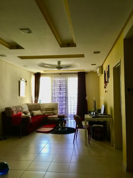 Condominium for Sale at Platinum Lake PV 13 - Shi Xin Kim - Living Room - PropertyGuru.com.my
