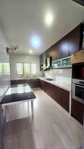Rumah Berkembar untuk Disewa di Bandar Botanic (Klang) - Diana See - Kitchen - PropertyGuru.com.my