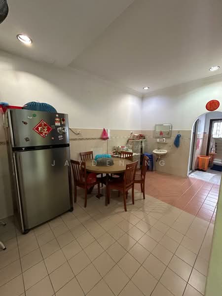 Rumah Teres 2 Tingkat untuk Dijual di Taman Setia Indah (Tebrau) - Jayden Ng - Kitchen - PropertyGuru.com.my