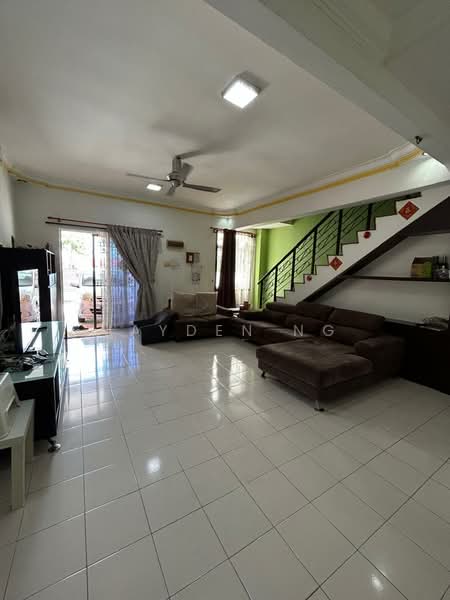 Rumah Teres 2 Tingkat untuk Dijual di Taman Setia Indah (Tebrau) - Jayden Ng - Living Room - PropertyGuru.com.my