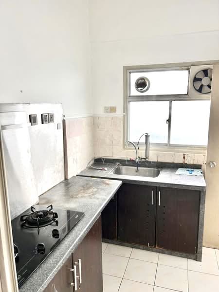 Pangsapuri untuk Dijual di Gambier Heights - Andy Lee - Kitchen - PropertyGuru.com.my