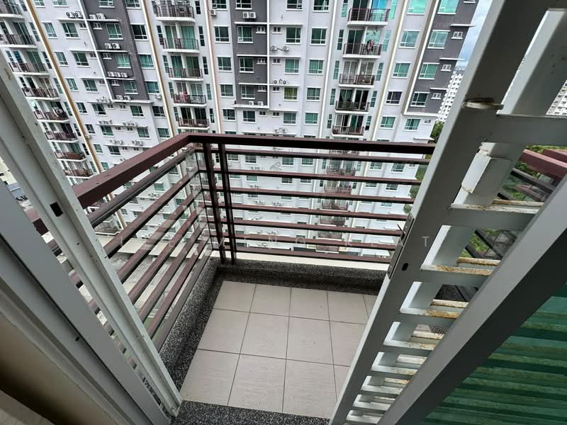 Pangsapuri untuk Disewa di Casa Anggun - Lee Meng Keat - Balcony - PropertyGuru.com.my