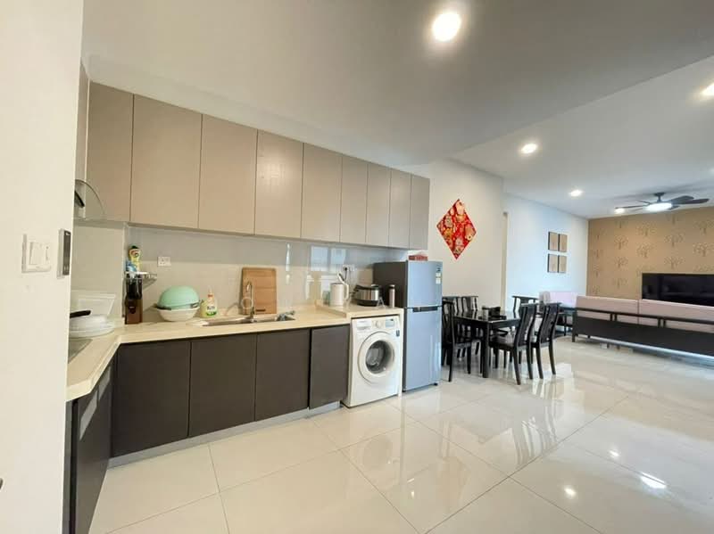 Kondominium untuk Disewa di Bay Laurel @ Country Garden Danga Bay - Siow Yan Er - Kitchen - PropertyGuru.com.my