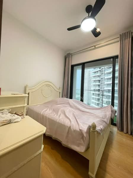 Kondominium untuk Disewa di Bay Laurel @ Country Garden Danga Bay - Siow Yan Er - Bedroom - PropertyGuru.com.my