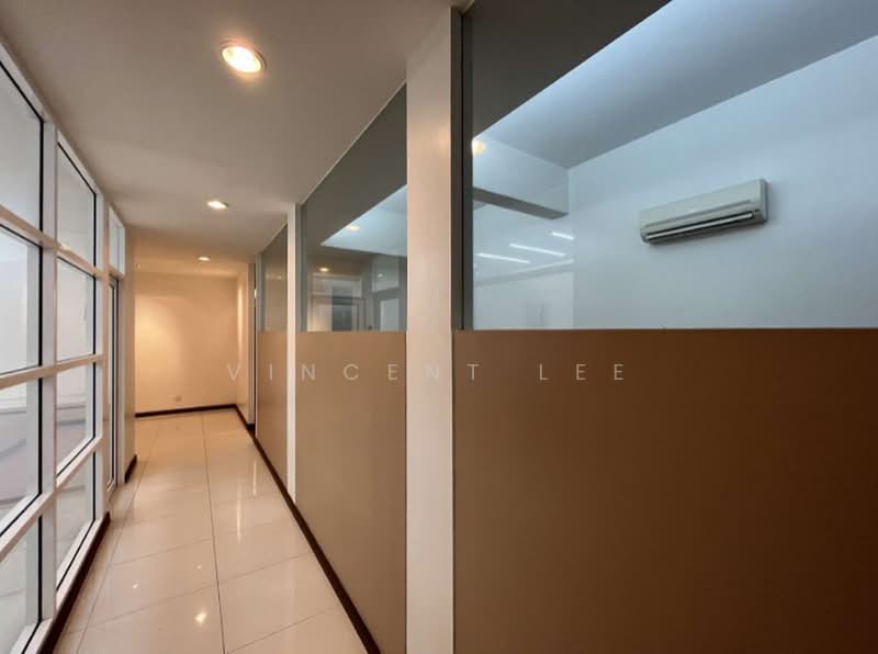 Office for Rent in Seksyen 5 Wangsa Maju (Wangsa Maju) - Vincent Lee - Corridor - PropertyGuru.com.my