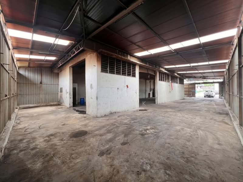 Factory for Rent in Bukit Sentosa (Rawang) - SK Luk - Interior - PropertyGuru.com.my