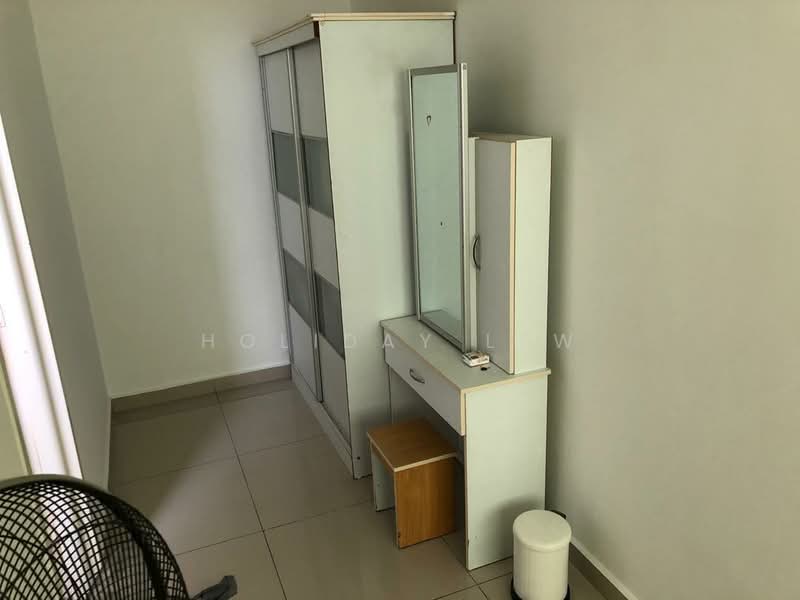 Condominium for Rent at The Zest @ Kinrara 9 - Holiday Lew - Interior - PropertyGuru.com.my