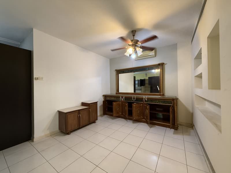 Rumah Teres 3 Tingkat untuk Dijual di Sungai Besi (Kuala Lumpur) - Mun Mun - PropertyGuru.com.my
