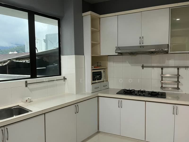 Pangsapuri untuk Disewa di Villa Batu Bukit - Maybelle Ooi - Kitchen - PropertyGuru.com.my