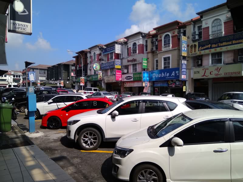 Shop / Office for Sale in Taipan Business Centre (Subang Jaya) - K.B. Chan - Exterior - PropertyGuru.com.my