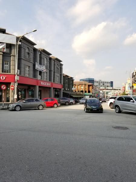 Shop / Office untuk Dijual di Taipan Business Centre (Subang Jaya) - K.B. Chan - Exterior - PropertyGuru.com.my