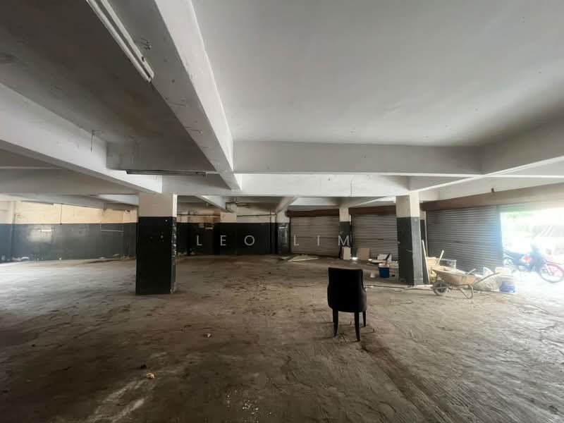 Shop / Office for Rent in Balakong (Selangor) - Leo Lim - Car Park - PropertyGuru.com.my