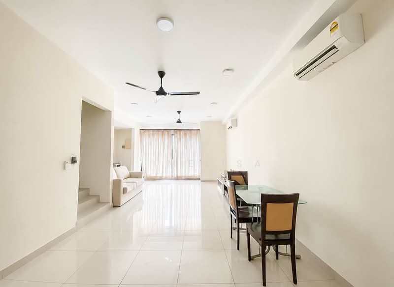 Townhouse for Sale in Sepang (Selangor) - N. Melisa - Living Room - PropertyGuru.com.my