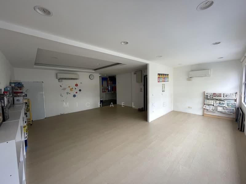 Shop / Office for Sale in Taman Kuchai (Jalan Klang Lama (Old Klang Road)) - Michael Kei - Interior - PropertyGuru.com.my
