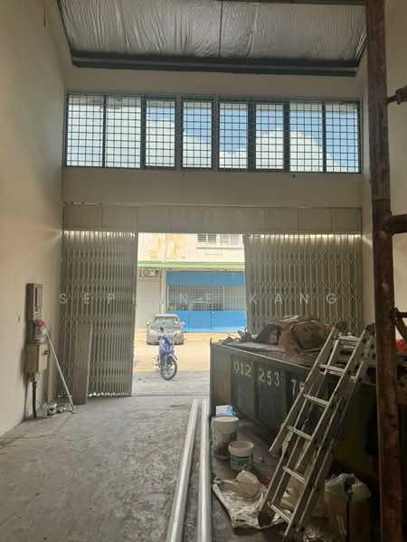 Factory for Rent in Kuala Lumpur (Kuala Lumpur) - Sephine Kang - Entrance - PropertyGuru.com.my