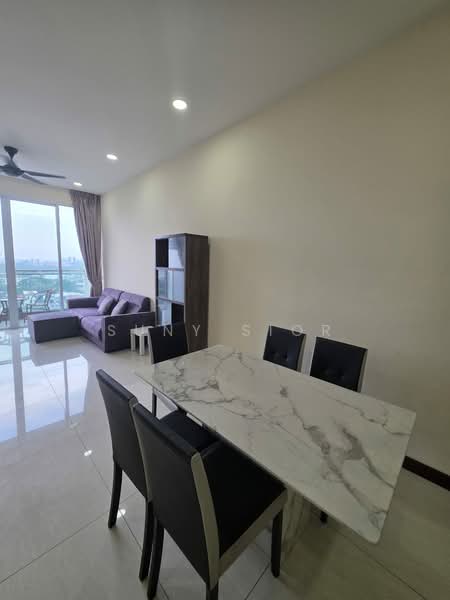 Servis Apartment untuk Disewa di Paragon Suites @ CIQ - Suny Sior - Living Room - PropertyGuru.com.my