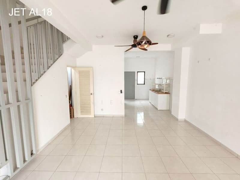 Rumah Teres 2 Tingkat untuk Dijual di Setia Impian (Setia Alam) - Daniel Kok - Living Room - PropertyGuru.com.my