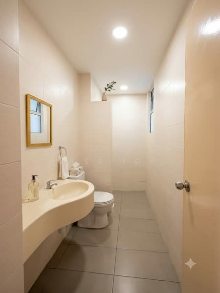 Servis Apartment untuk Disewa di Platinum Lake PV 21 - Jess Toh - Bathroom - PropertyGuru.com.my