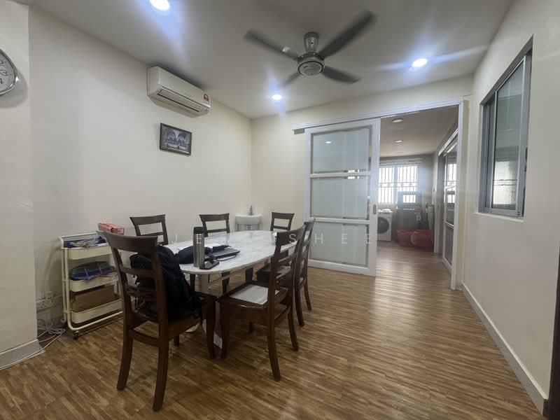 Rumah Teres 2 Tingkat untuk Dijual di Taman Pelangi (Johor Bahru) - Jeff Shee - Dining Room - PropertyGuru.com.my