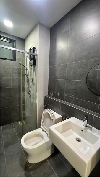 Servis Apartment untuk Disewa di Lavile Kuala Lumpur - Jun Ming - Bathroom - PropertyGuru.com.my