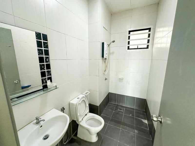 Kondominium untuk Dijual di Riverdale @ Usj One Park - Michelle Ng - Bathroom - PropertyGuru.com.my