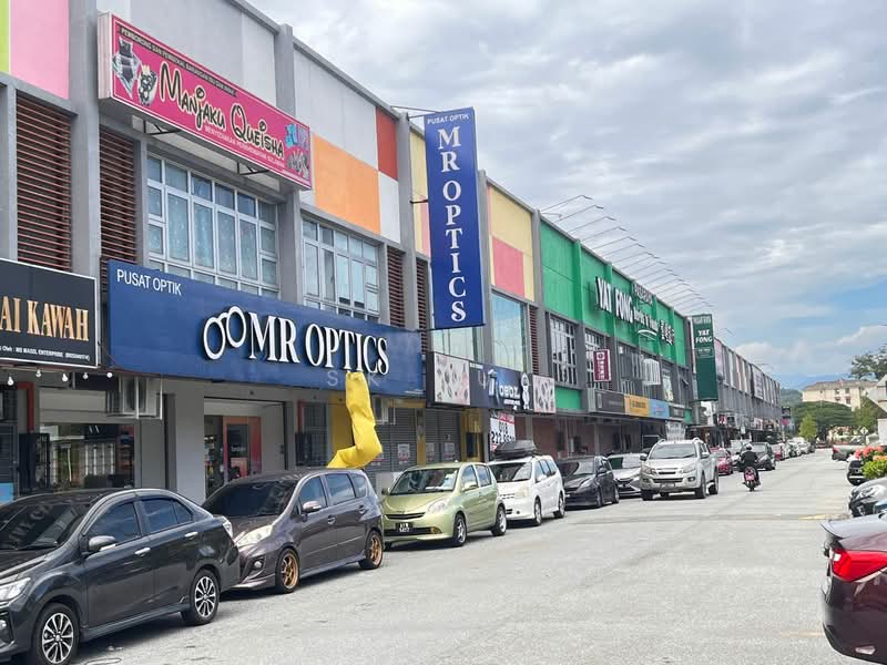 Shop for Rent in (Bukit Sentosa) Seksyen Bs1 (Serendah) - SK Luk - Exterior - PropertyGuru.com.my