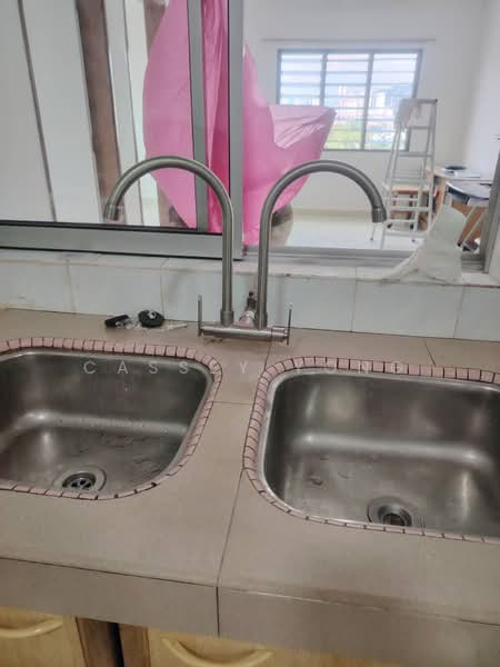 Flat for Sale at Desa Sri Puteri - Cassey Yong - Kitchen - PropertyGuru.com.my