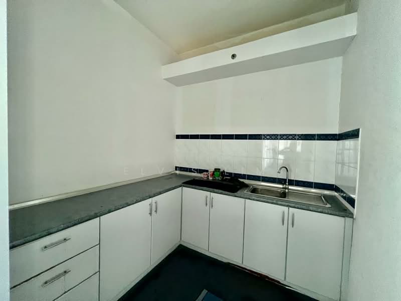 Office for Rent in George Town (Penang) - Elvis Lim - Kitchen - PropertyGuru.com.my