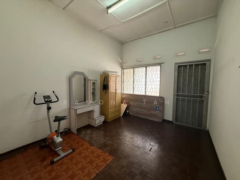 2-storey Terraced House for Sale in Batu Berendam (Melaka) - Ramona Tan - Bedroom - PropertyGuru.com.my