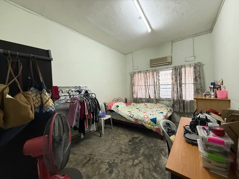 2-storey Terraced House for Sale in Batu Berendam (Melaka) - Ramona Tan - Bedroom - PropertyGuru.com.my
