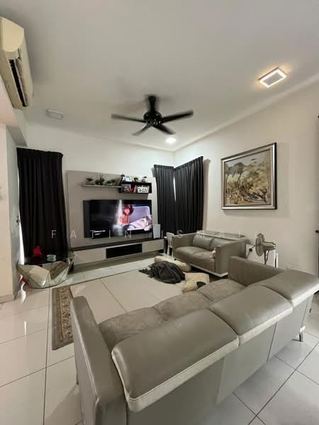 Rumah Berkembar untuk Dijual di Tropicana Heights (Kajang) - Fatin Ismail - Living Room - PropertyGuru.com.my