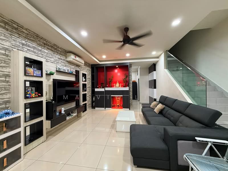 2-storey Terraced House for Sale in Bandar Pulai Jaya (Kulai) - Marvin Lim - Living Room - PropertyGuru.com.my