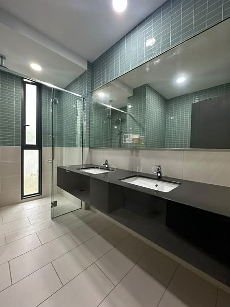 Rumah Teres untuk Disewa di Desa Parkcity (Kuala Lumpur) - Echo Ng - Bathroom - PropertyGuru.com.my