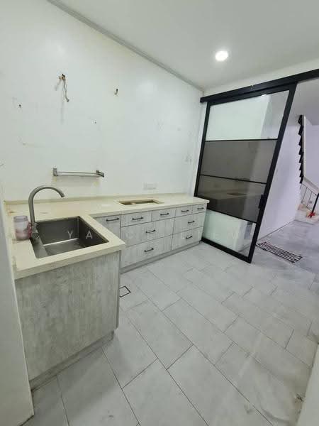 Rumah Teres 3-Tingkat untuk Dijual di Taman Bukit Serdang (Seri Kembangan) - Yance Liew - PropertyGuru.com.my