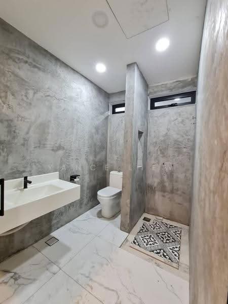 Rumah Teres 3-Tingkat untuk Dijual di Taman Bukit Serdang (Seri Kembangan) - Yance Liew - PropertyGuru.com.my