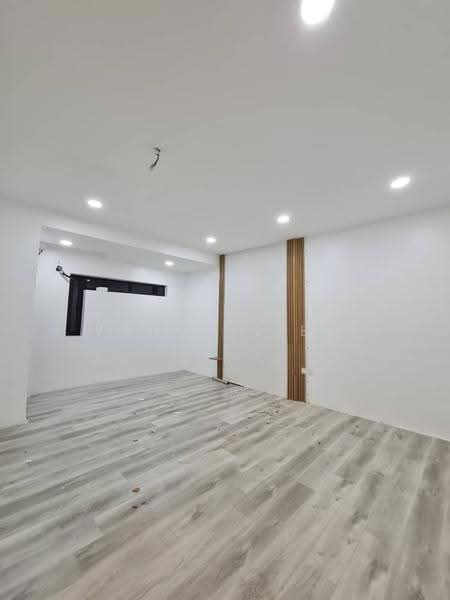 Rumah Teres 3-Tingkat untuk Dijual di Taman Bukit Serdang (Seri Kembangan) - Yance Liew - PropertyGuru.com.my