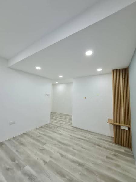 Rumah Teres 3-Tingkat untuk Dijual di Taman Bukit Serdang (Seri Kembangan) - Yance Liew - PropertyGuru.com.my