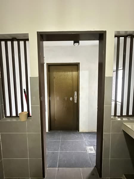 Rumah Berkembar untuk Dijual di Semenyih (Selangor) - Terry Yee - Entrance - PropertyGuru.com.my