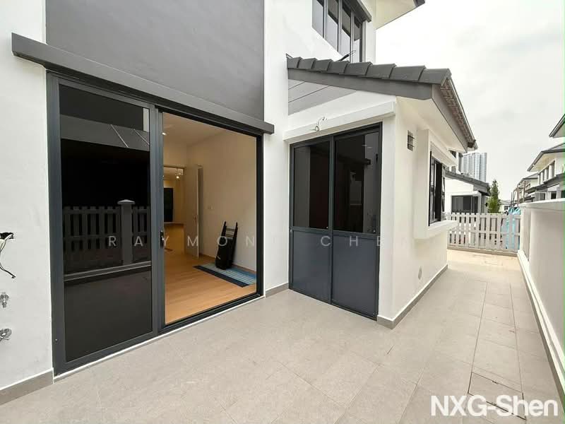 Semi-Detached House for Sale in Shah Alam (Selangor) - Raymond Cheng - Exterior - PropertyGuru.com.my