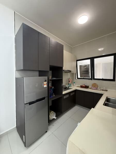 Servis Apartment untuk Disewa di Amberside @ Country Garden Danga Bay - Jee Hui - PropertyGuru.com.my