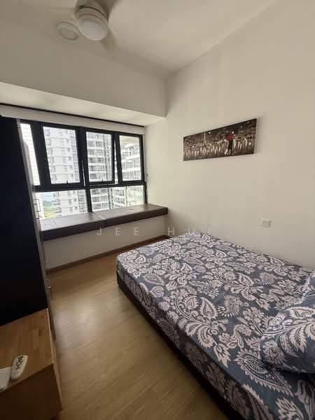 Servis Apartment untuk Disewa di Amberside @ Country Garden Danga Bay - Jee Hui - PropertyGuru.com.my