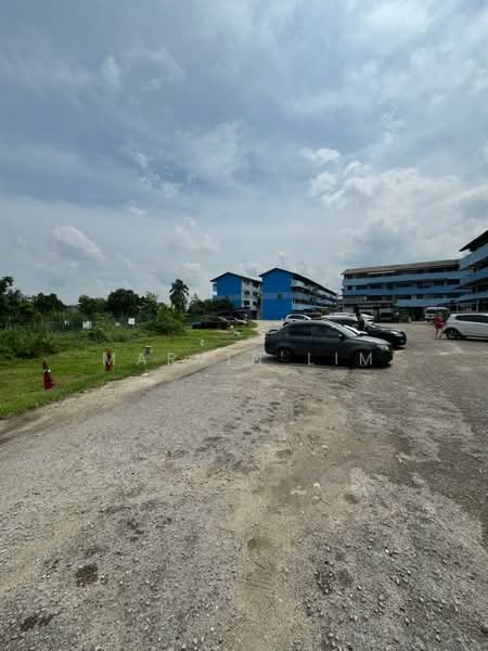 Rumah Flat untuk Dijual di Flat Taman Ungku Tun Aminah - Marvin Lim - Exterior - PropertyGuru.com.my
