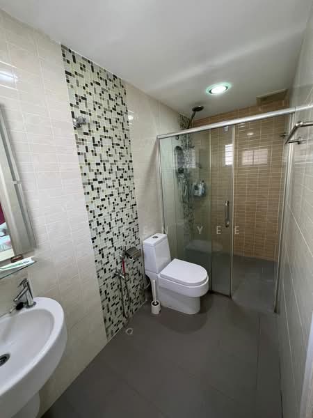2-storey Terraced House for Sale in Jalan Klang Lama (Old Klang Road) (Kuala Lumpur) - Jayden Yee - Bathroom - PropertyGuru.com.my