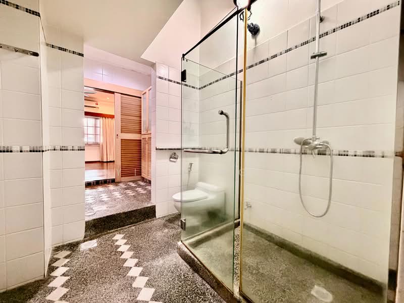 Rumah Teres 1.5 Tingkat untuk Dijual di Taman Tun Dr Ismail (Kuala Lumpur) - Yin Peng . - Bathroom - PropertyGuru.com.my