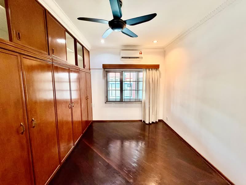 Rumah Teres 1.5 Tingkat untuk Dijual di Taman Tun Dr Ismail (Kuala Lumpur) - Yin Peng . - Bedroom - PropertyGuru.com.my