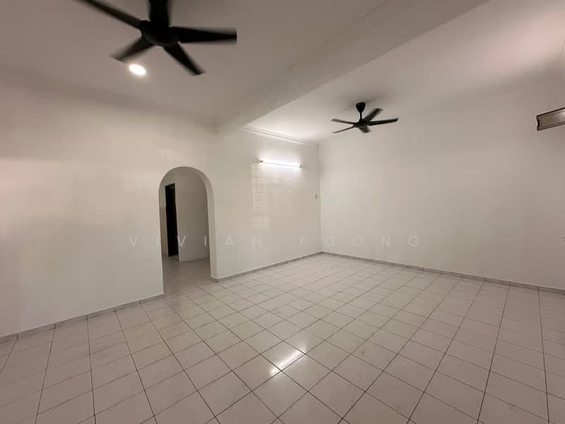 Rumah Teres untuk Dijual di Ipoh (Perak) - Vivian Foong - Living Room - PropertyGuru.com.my