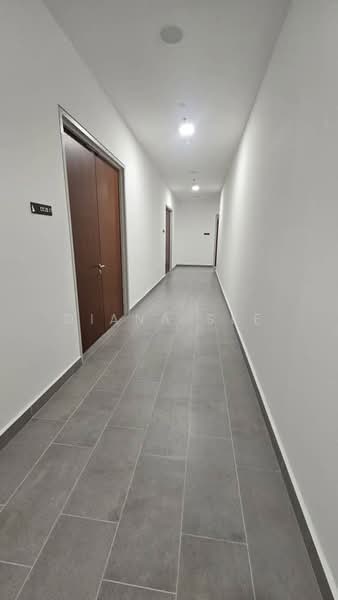 Retail Office for Rent in Shah Alam (Selangor) - Diana See - Corridor - PropertyGuru.com.my